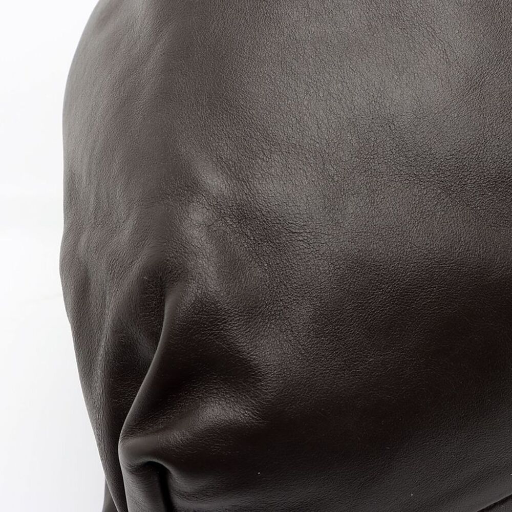 Bottega Veneta Calfskin The Pouch Clutch - Picture 11 of 13